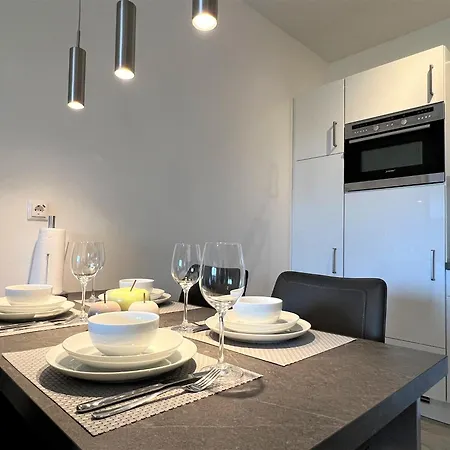 Inas Utkiek, Am Alten Deich 24 4 *